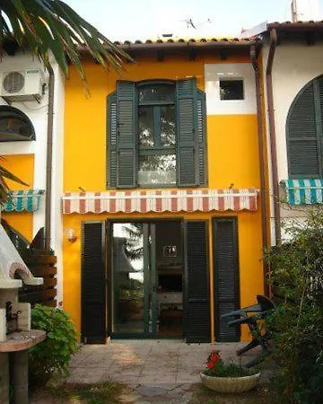 Casa 812 *